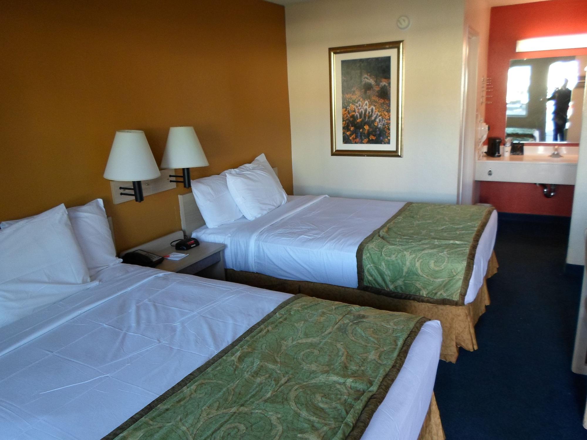Howard Johnson By Wyndham Las Vegas Near The Strip Ngoại thất bức ảnh
