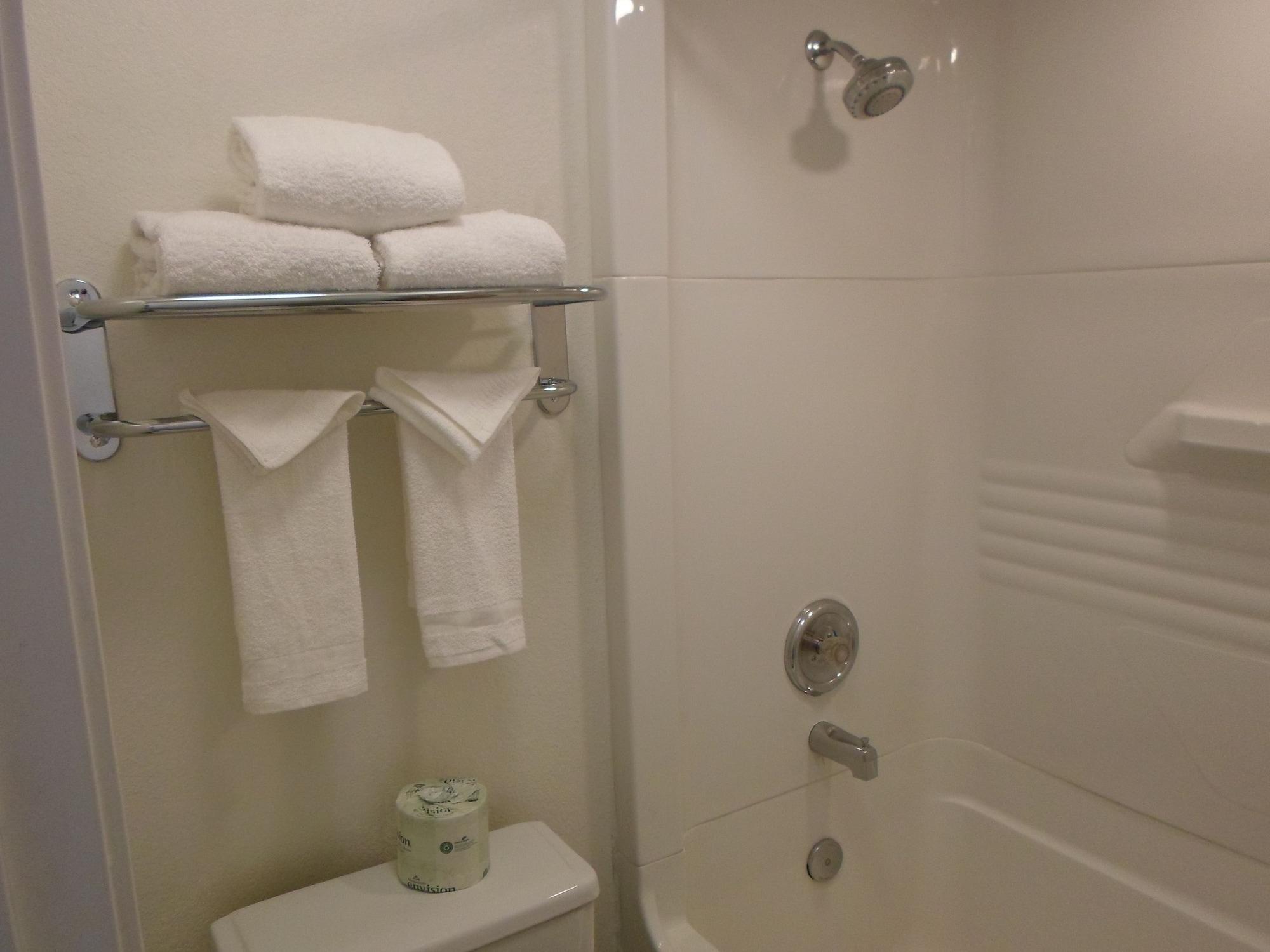 Howard Johnson By Wyndham Las Vegas Near The Strip Ngoại thất bức ảnh