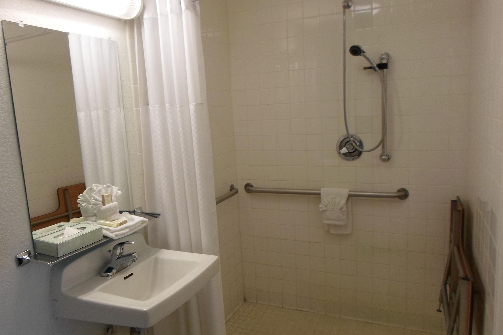 Howard Johnson By Wyndham Las Vegas Near The Strip Ngoại thất bức ảnh
