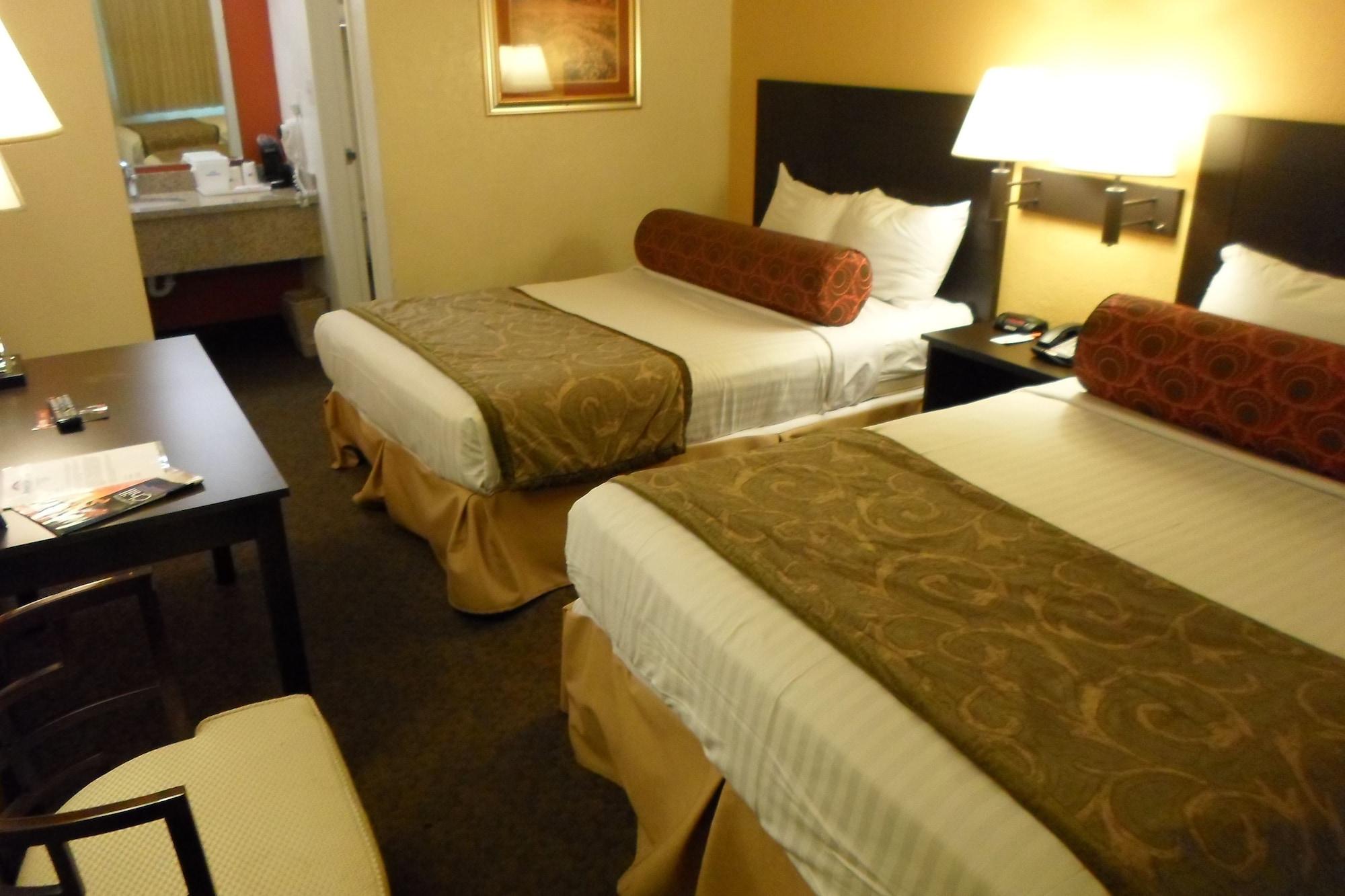 Howard Johnson By Wyndham Las Vegas Near The Strip Ngoại thất bức ảnh