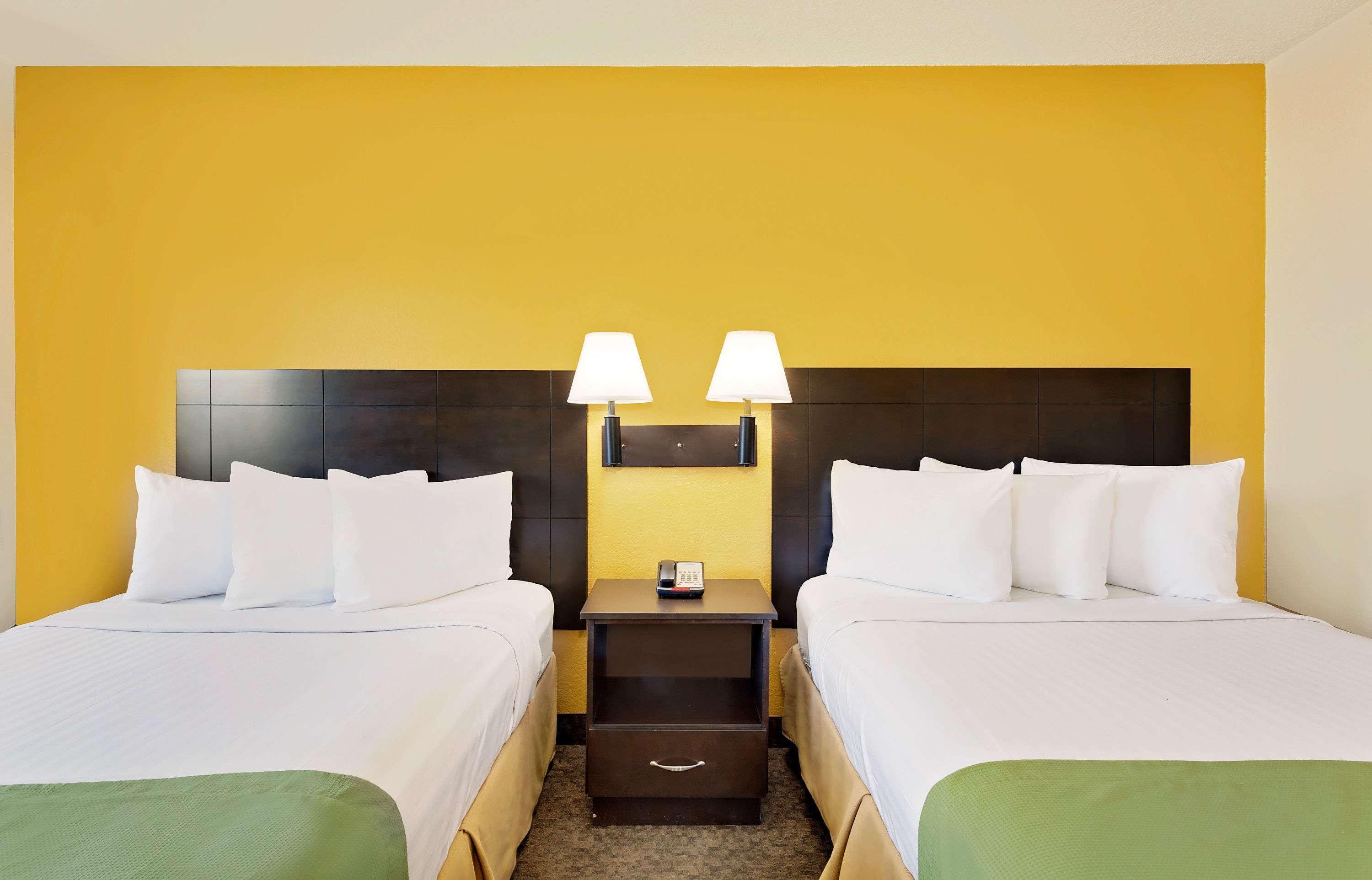 Howard Johnson By Wyndham Las Vegas Near The Strip Ngoại thất bức ảnh