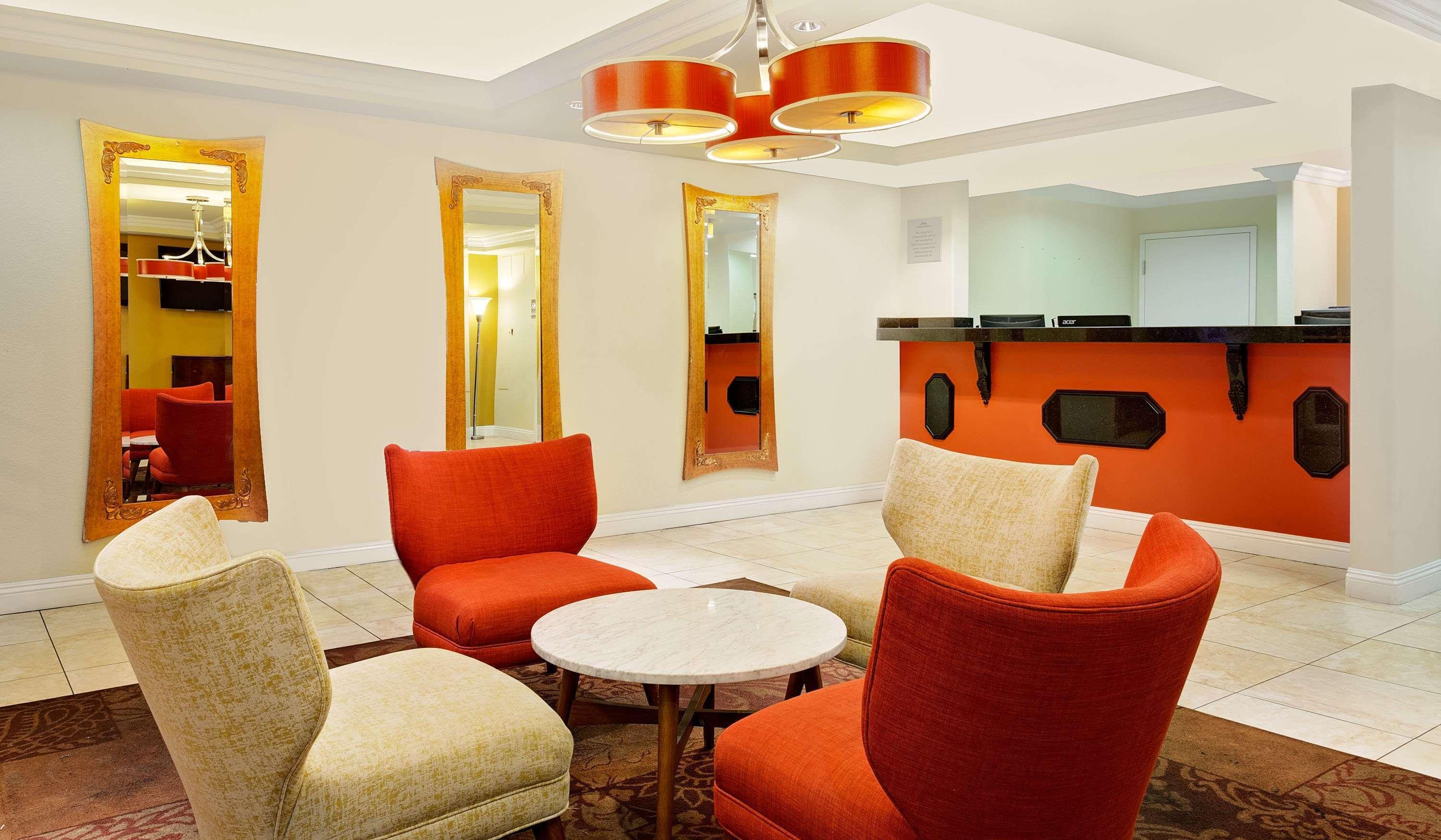 Howard Johnson By Wyndham Las Vegas Near The Strip Ngoại thất bức ảnh