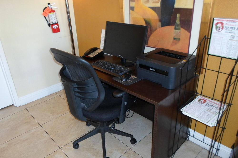 Howard Johnson By Wyndham Las Vegas Near The Strip Ngoại thất bức ảnh